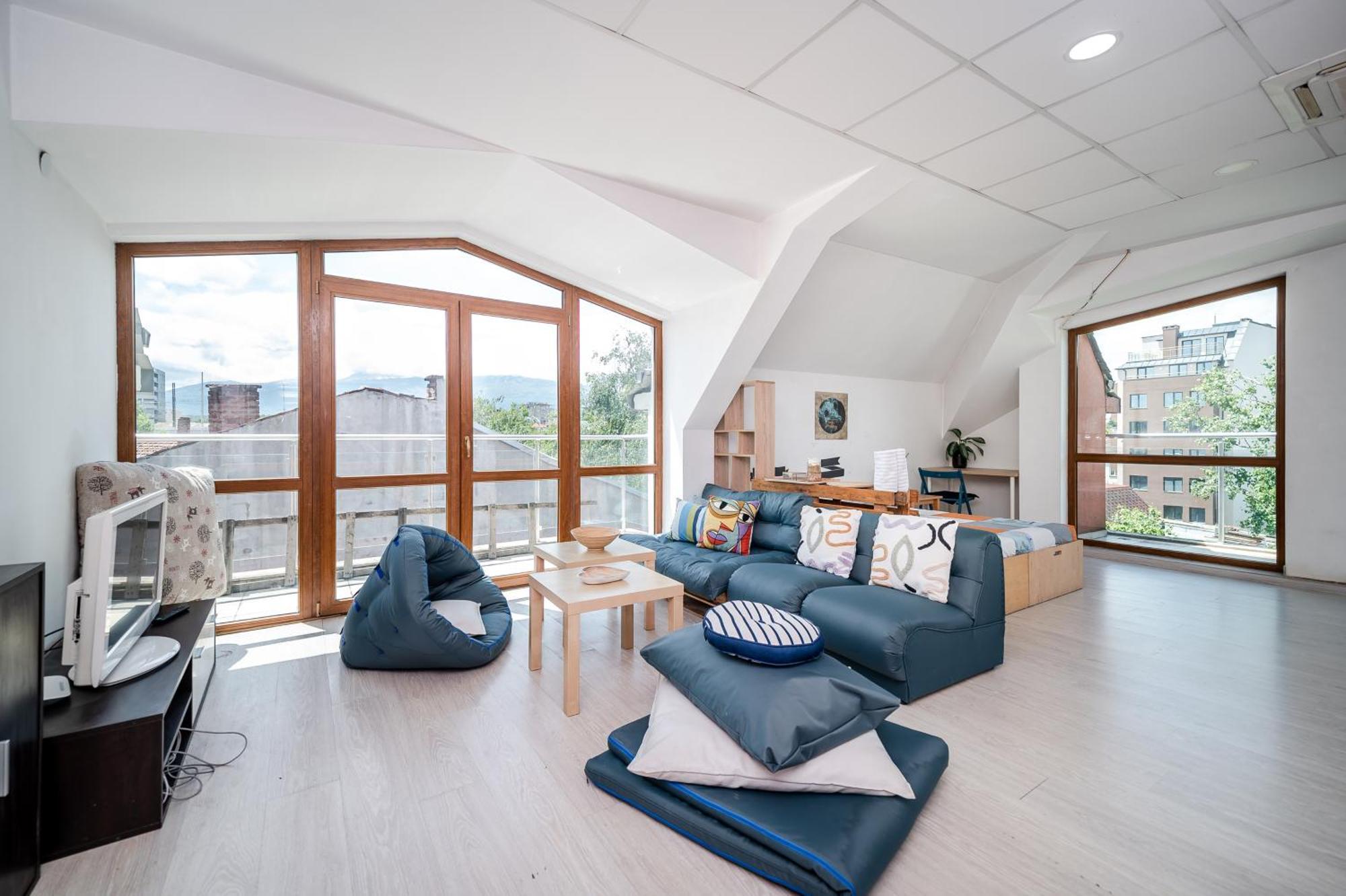 Bulrock Residance Апартамент *